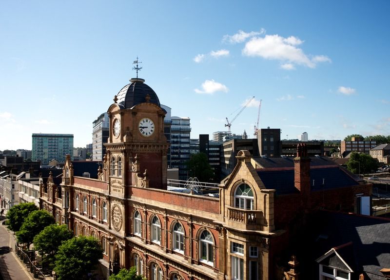 Travelodge London Woolwich Экстерьер фото